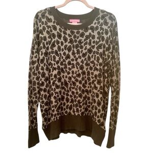 Isaac Mizrahi Gray and Black Animal Print Sweater Fall Layer Cozy Sz L